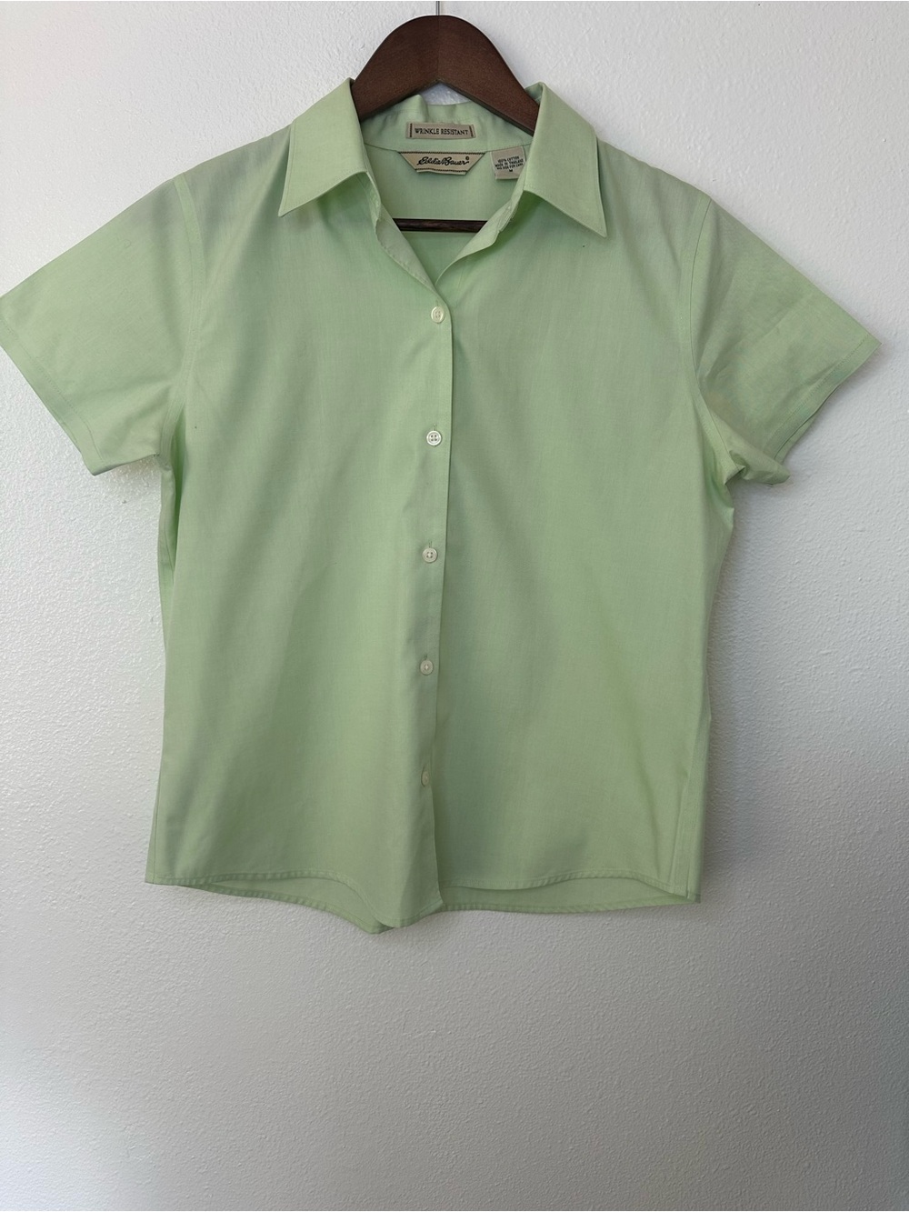 Eddie Bauer Light Green Short Sleeve Button-Down Shirt